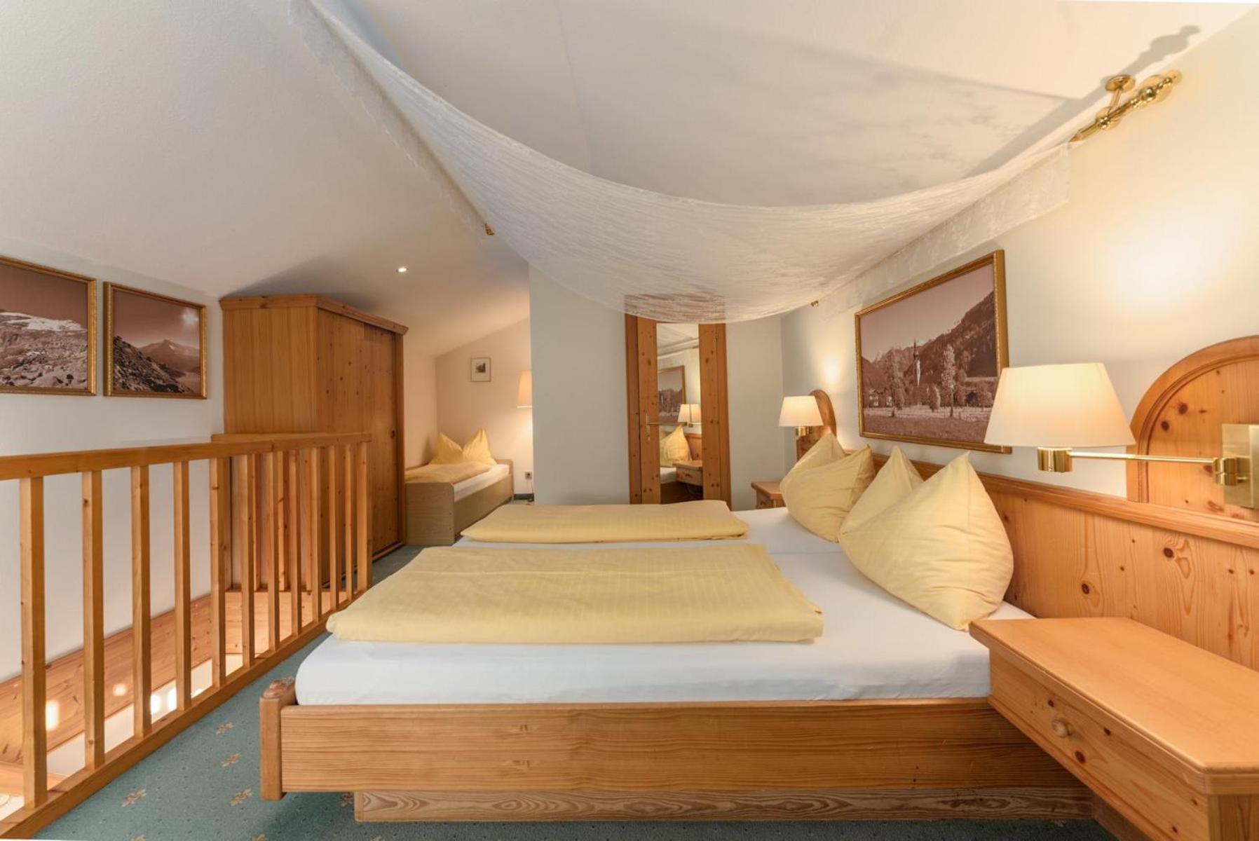 Hotel Restaurant Lebzelter Altenmarkt im Pongau Esterno foto